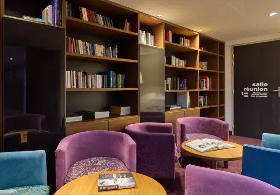  Hotel Astrid Lourdes Moment de détente dans notre bibliothèque