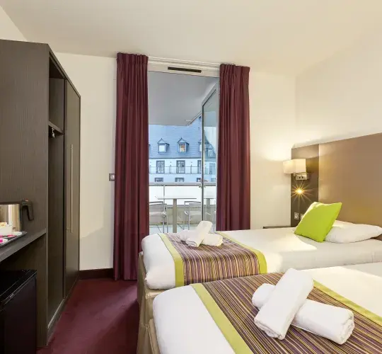  Hotel Astrid Lourdes Quarto Duplo Superior com varanda Hotel Astrid Lourdes 4 estrelas