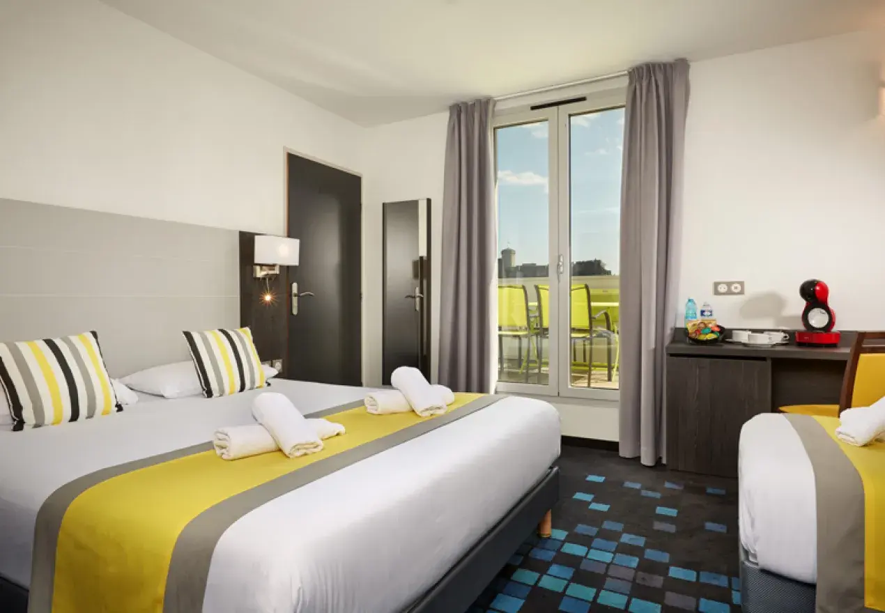  Hotel Astrid Lourdes chambre triple classic