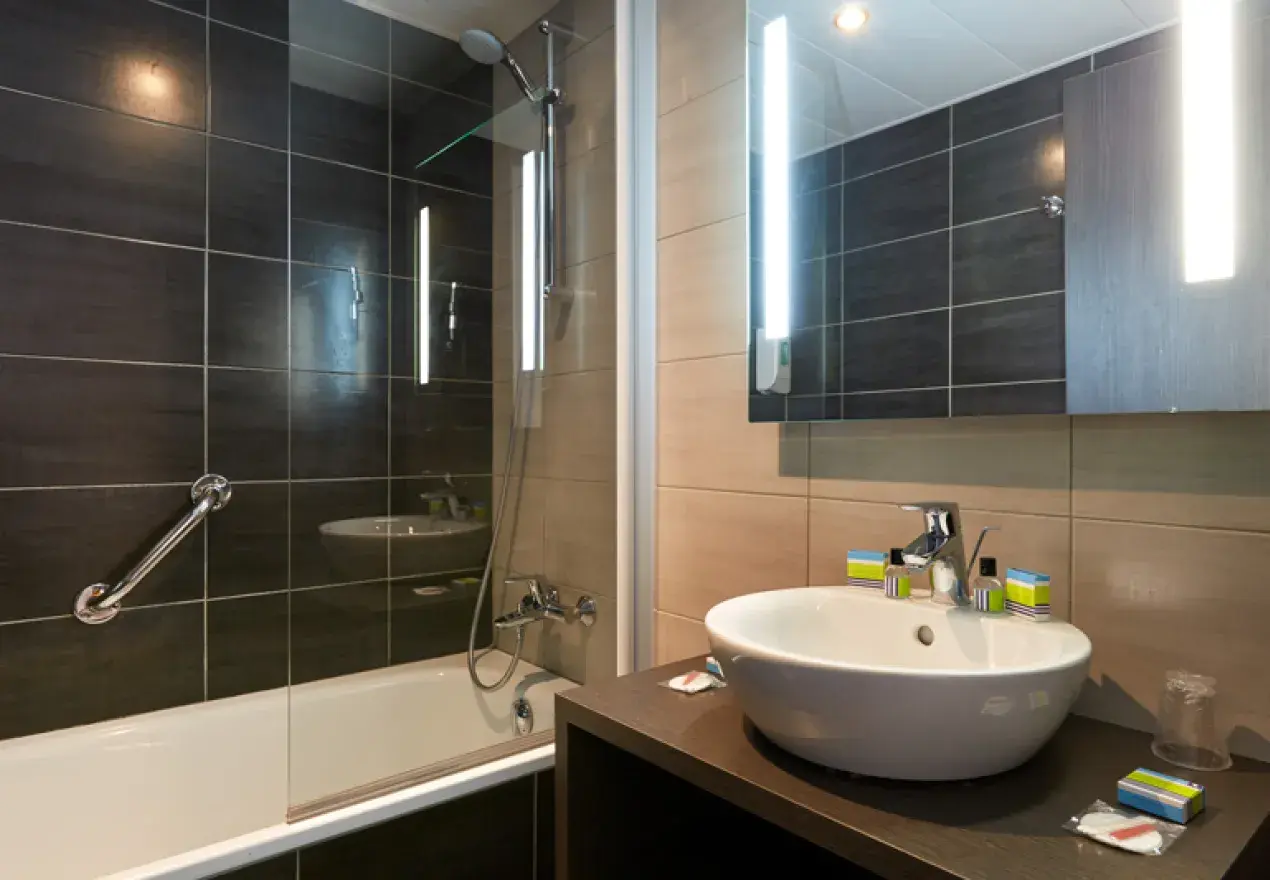  Hotel Astrid Lourdes chambre double balcon
