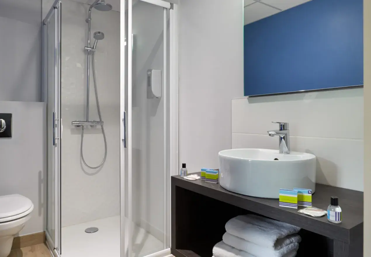  Hotel Astrid Lourdes Chambre familiale lourdes duplex