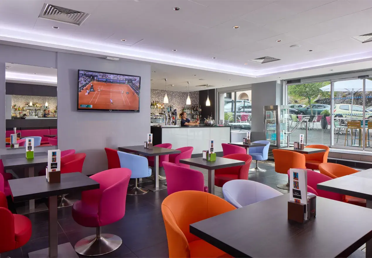  Hotel Astrid Lourdes Hotel Astrid Lourdes – O Bistrô lounge, a poucos passos da Gruta de Lourdes