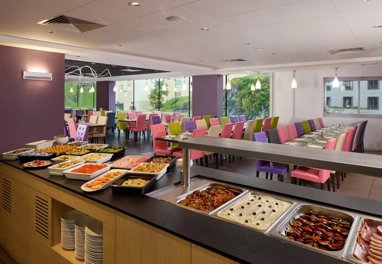  Hotel Astrid Lourdes Buffet do Belvédère perto da Gruta Hotel Astrid Lourdes