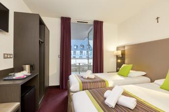 Hotel astrid Lourdes chambre double balcon
