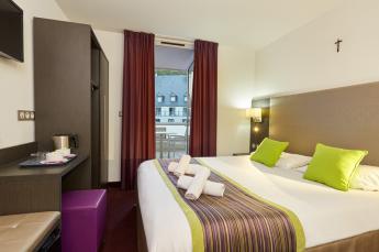 habitaciones communicadas hotel astrid Lourdes 4 estrellas