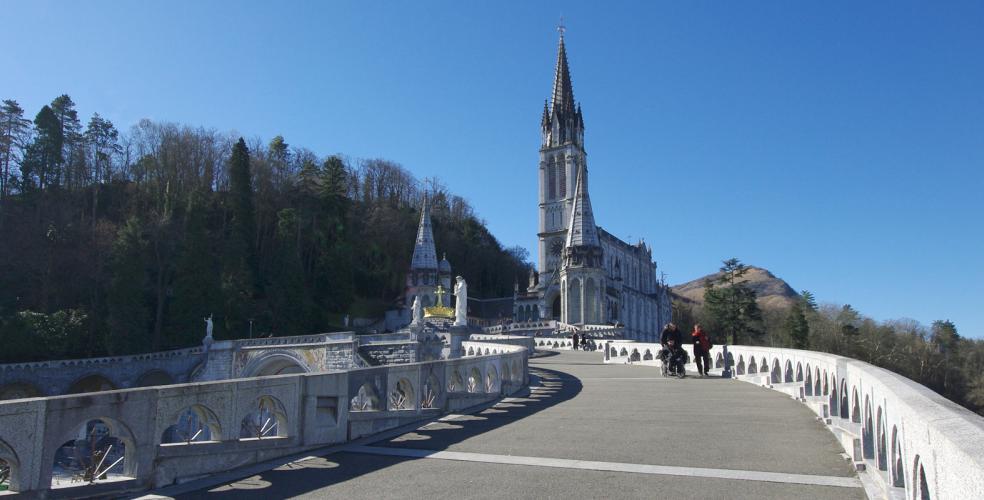 Lourdes in de buurt van het Heiligdom
